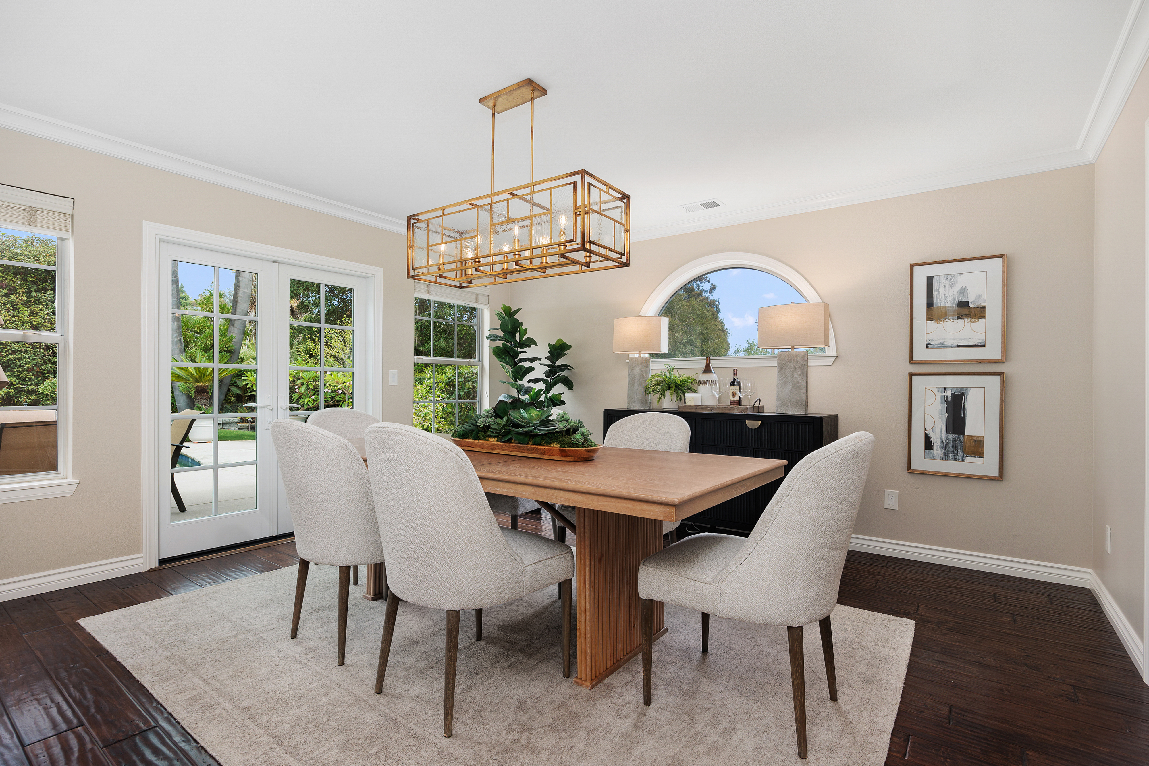 Staged dining room gold pendant Encinitas