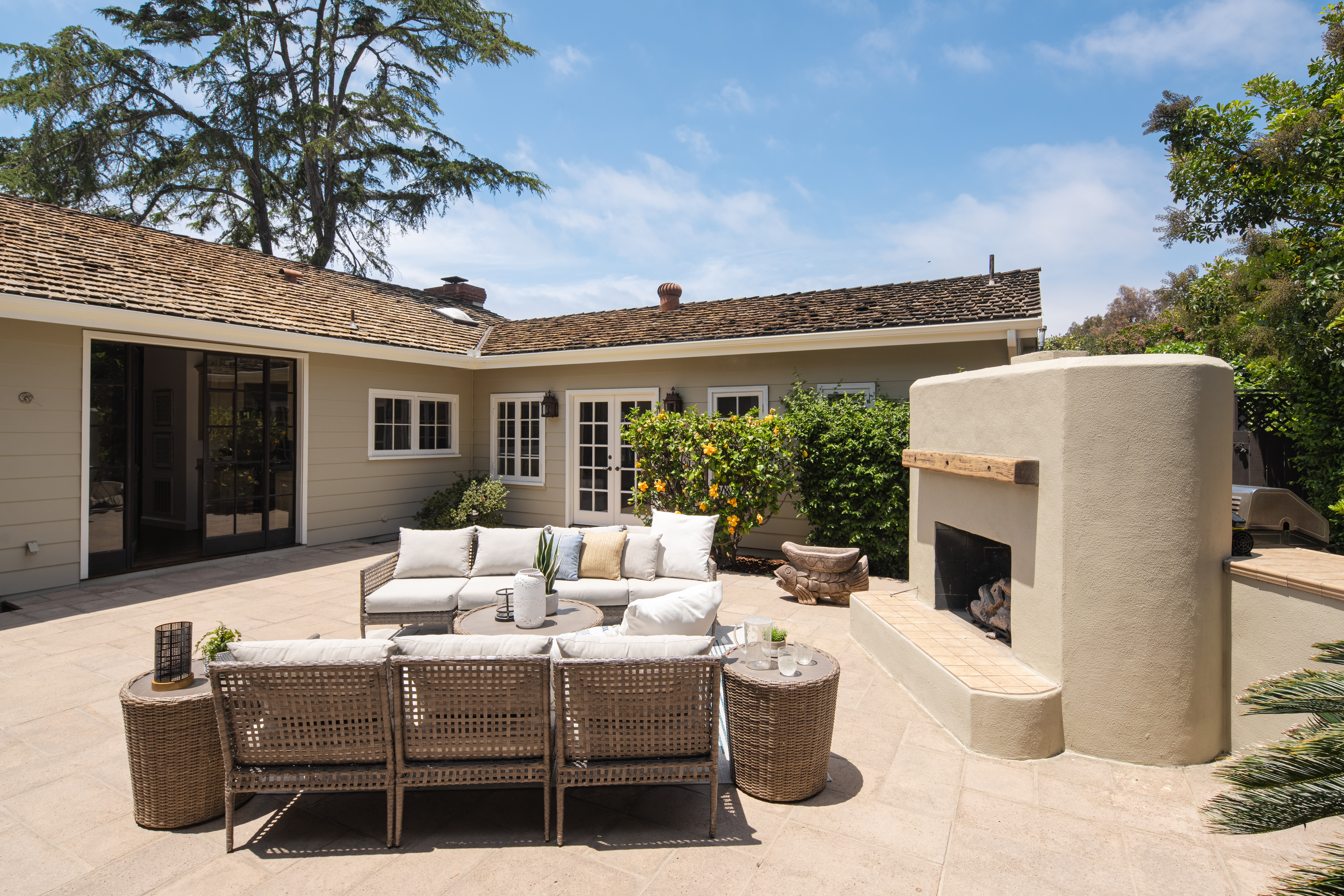 La Jolla staged outdoor patio fireplace occupied staging