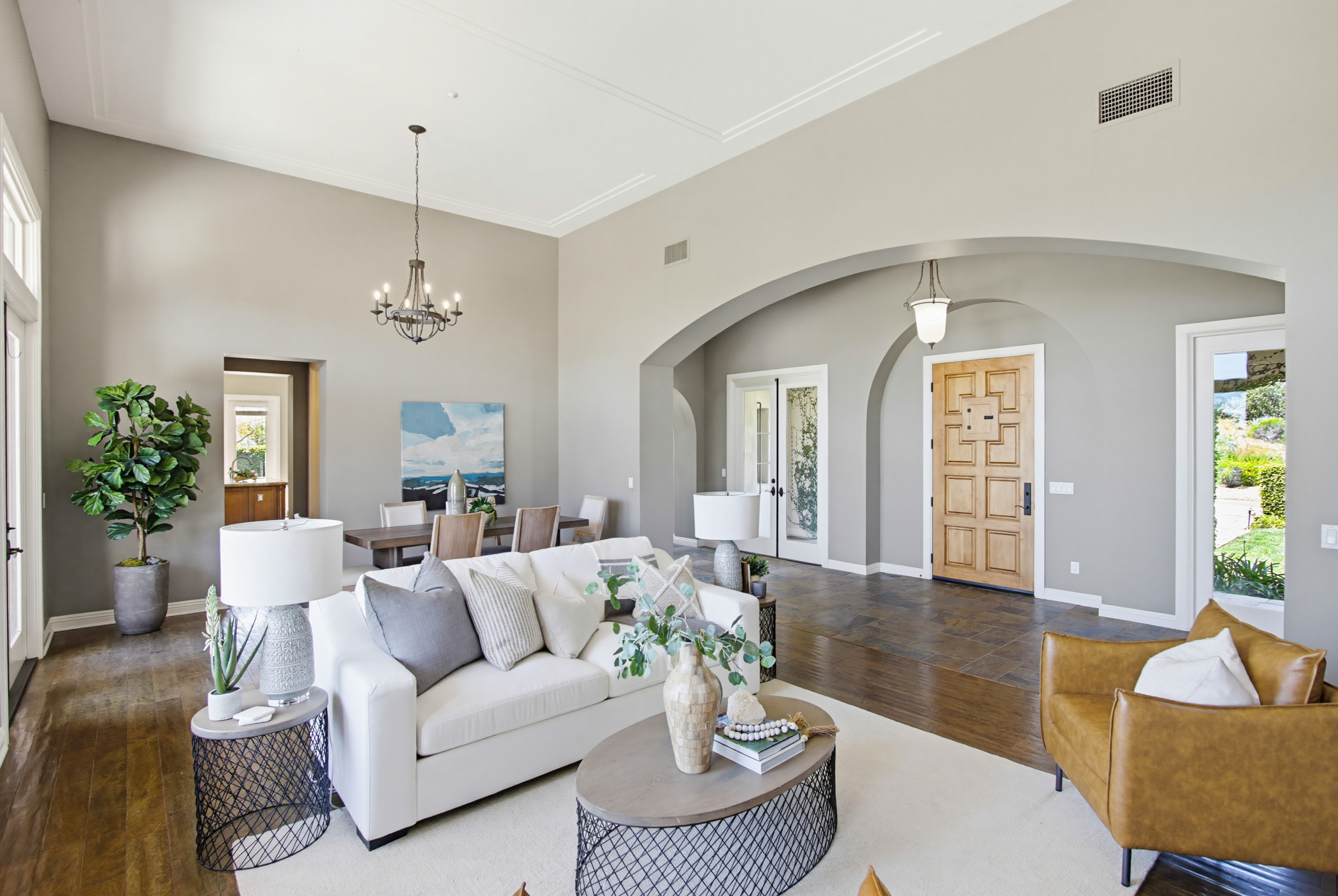 Vacant staging grand foyer vaulted ceilings San Diego Santaluz